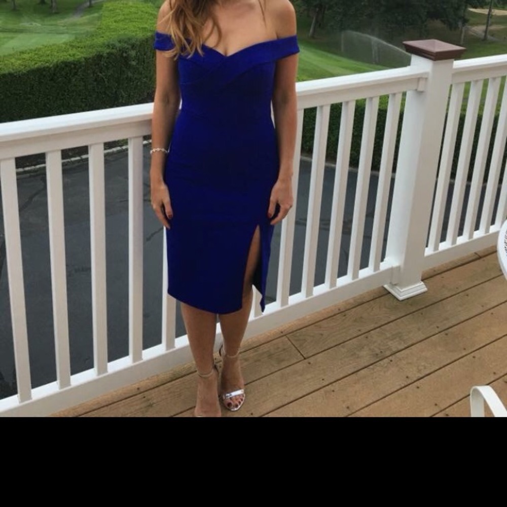 Formal dress Beautiful color size 0 worn once